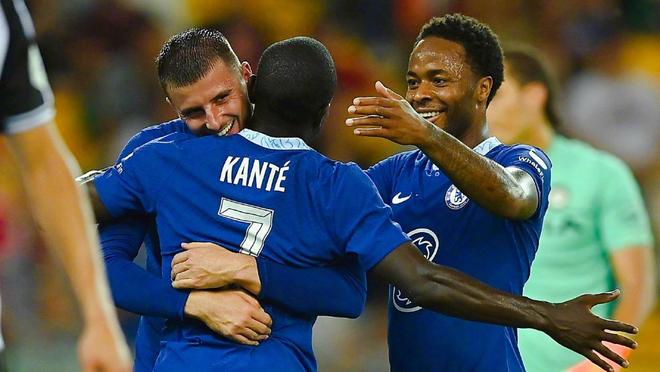 篮球火箭主力后卫被评为月最佳球员