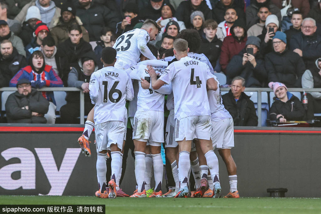 湖人伤病更新：詹姆斯确认今日可出战76人